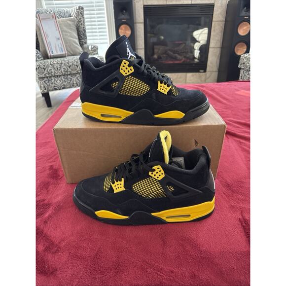 SIZE 13 Jordan Air Jordan 4 Retro Thunder Black/Yellow DH6927-017 Men\'s Sneaker main image 11